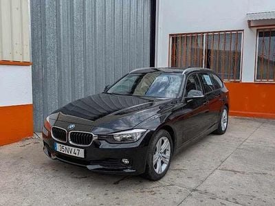 Preto Usado 2013 BMW 318 Carrinha | € 14.500 (Preço justo)