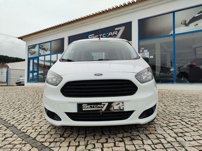 usado Ford Tourneo Courier 1.5 TDCi Ambiente