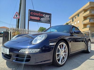Usado Porsche 911 Carrera 355 HP (261 kW) 2005 Azul Cabrios