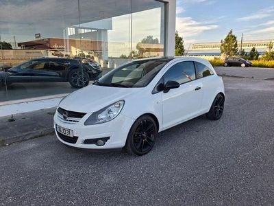 Usado Opel Corsa Edition 85 HP (62 kW) 2010 Branco Citadino