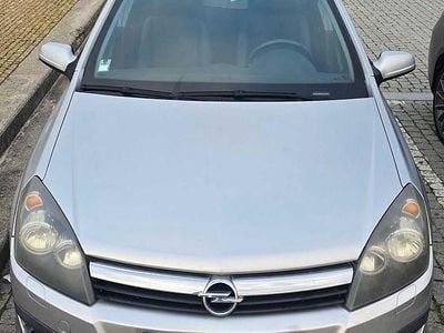 Usado 2006 Opel Astra Sedan | € 3.500 (Preço justo)