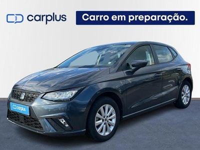 Cinza Usado 2024 Seat Ibiza Style | € 18.500 (Preço justo)