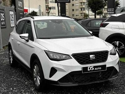 Branco Novo 2025 Seat Arona SUV | € 22.500 (Caro)