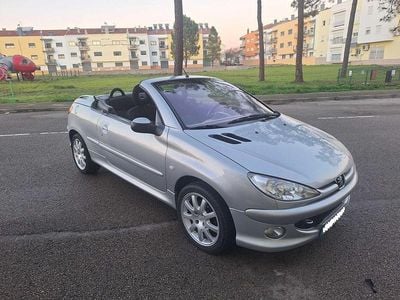 Usado 2004 Peugeot 206 CC Cabrios | € 4.490