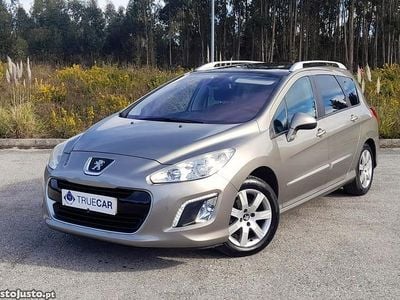 Amarelo Usado 2013 Peugeot 308 SW Premium Carrinha | € 11.000 (Preço justo)