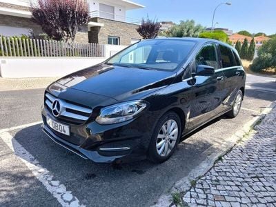 Mercedes B180