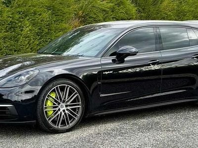 Usado Porsche Panamera 462 HP (339 kW) 2018 Preto