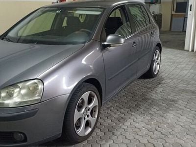 VW Golf V