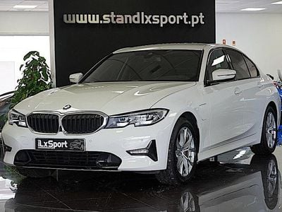 Branco Usado 2022 BMW 320e Sport Line Sedan | € 28.990 (Super Preço)