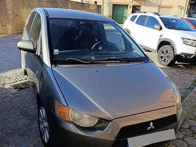 Usado 2009 Mitsubishi Colt Intense Sedan | € 5.500