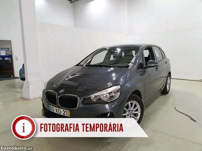 Cinza Usado 2019 BMW 216 Advantage Monovolume | € 16.490 (Preço justo)