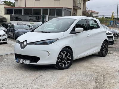 Branco Usado 2017 Renault Zoe Life Citadino | € 11.900 (Caro)