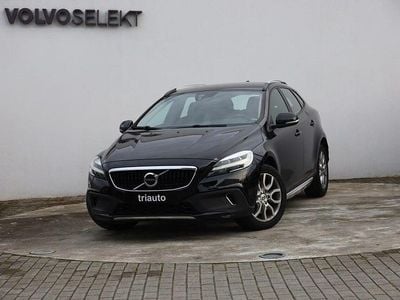 Preto Usado 2017 Volvo V40 Momentum | € 16.700