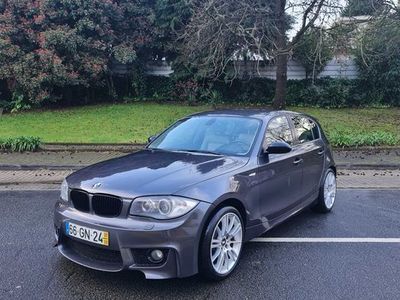 usado BMW 118 Pack M em Exelente estado!