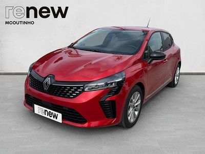 Vermelho Usado 2024 Renault Clio V Evolution | € 18.750 (Preço justo)
