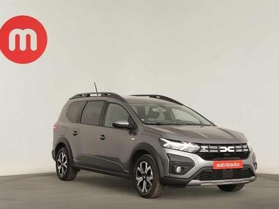 Cinzento Usado 2024 Dacia Jogger Expression Monovolume | € 19.999 (Preço justo)