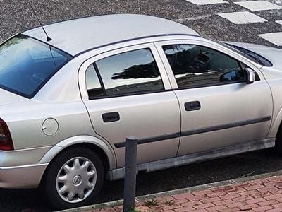 Usado 2000 Opel Astra Sedan | € 1.600 (Preço justo)