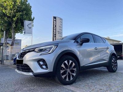 Usado Renault Captur 90 HP (66 kW) 2024 Cinzento SUV