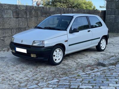 usado Renault Clio 1.4 S