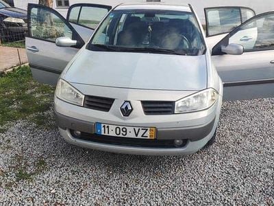 Usado 2004 Renault Mégane II Sedan | € 3.400 (Preço justo)