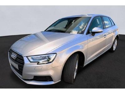 Cinzento claro metalizado Usado 2020 Audi A3 Business | € 18.450 (Bom preço)
