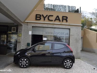 usado Toyota Aygo 1.0 X-Play Plus MM