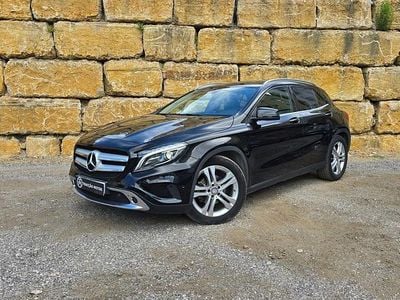 Usado Mercedes GLA200 136 HP (100 kW) 2015 Preto SUV