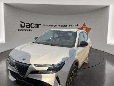 Usado Alfa Romeo Junior 114 kW (156 HP) 2025 Branco SUV