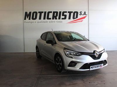 Cinza Usado 2023 Renault Clio V Evolution | € 18.250 (Preço justo)