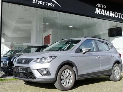 Usado Seat Arona 95 HP (69 kW) 2020 Cinzento SUV