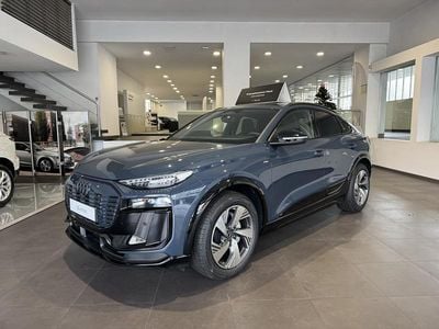 Azul Novo 2026 Audi Q6 e-tron Performance SUV | € 72.990