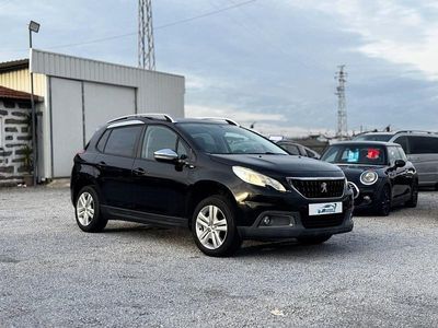 Usado Peugeot 2008 Active 110 HP (80 kW) 2016 Preto SUV