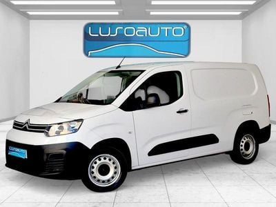 Branco Usado 2023 Citroën Berlingo Feel Monovolume | € 17.900 (Preço justo)
