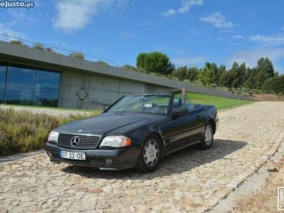 Usado Mercedes SL300 231 HP (169 kW) 1991 Preto