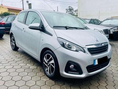 Cinza Usado 2014 Peugeot 108 Style Citadino | € 8.490 (Preço justo)