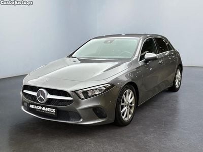 Cinza Usado 2019 Mercedes A180 Progressive Citadino | € 20.990 (Preço justo)