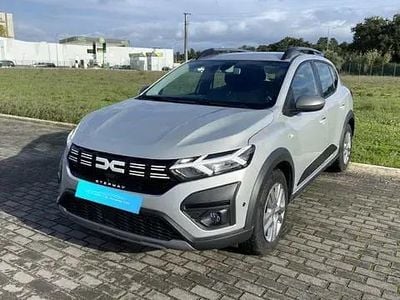 Cinza Usado 2023 Dacia Sandero Stepway | € 16.750 (Preço justo)
