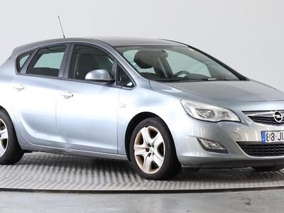 Cinzento Usado 2010 Opel Astra | € 5.500 (Preço justo)
