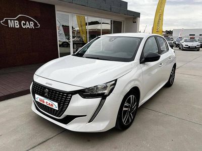 Branco Usado 2023 Peugeot 208 Citadino | € 16.750 (Preço elevado)
