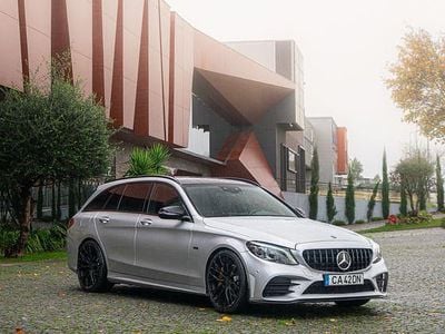 Usado 2020 Mercedes C300e AMG Sedan | € 32.900 (Caro)