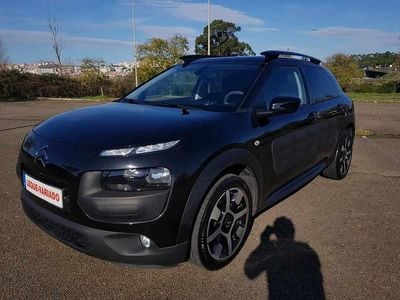 Usado Citroën C4 Cactus 92 HP (67 kW) 2015 Preto Citadino