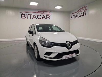 Usado Renault Clio IV Zen 75 HP (55 kW) 2018 Branco