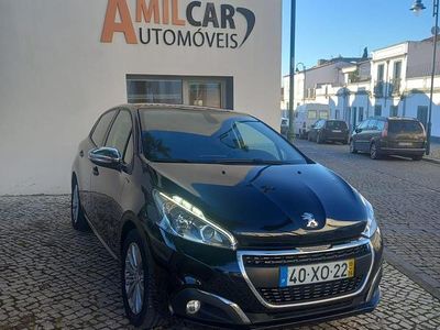 Preto Usado 2019 Peugeot 208 Signature Sky Citadino | € 13.950 (Caro)