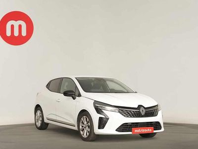 Branco Usado 2024 Renault Clio V Evolution | € 17.499 (Preço justo)