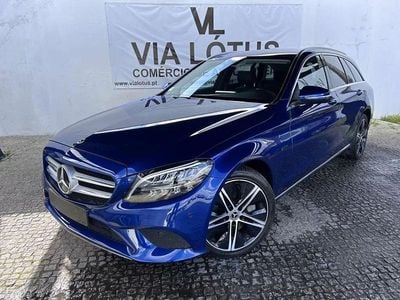 Azul Usado 2020 Mercedes C300e Avantgarde Carrinha | € 28.499