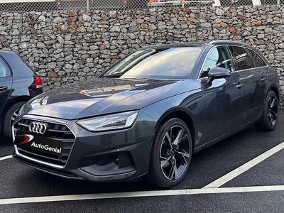 Cinzento Usado 2022 Audi A4 Carrinha | € 29.986