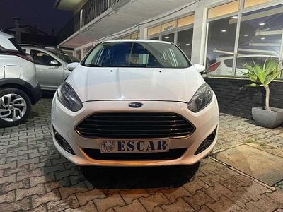 Usado Ford Fiesta Active 85 HP (62 kW) 2015 Branco Citadino