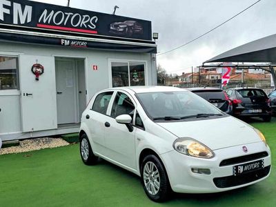 Branco Usado 2016 Fiat Punto S Citadino | € 8.350 (Preço elevado)