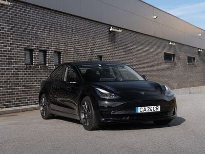 Usado 2021 Tesla Model 3 Standard Range Plus Sedan | € 24.500 (Preço justo)