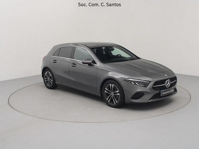 Usado Mercedes A180 Advanced 116 HP (85 kW) 2025 Cinza Sedan